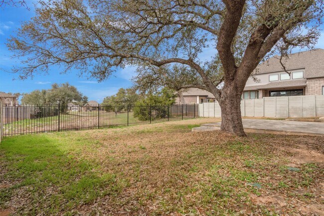 Building Photo - 421 Chinkapin Trail