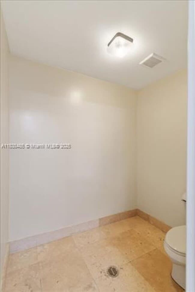 Building Photo - 5776 SW 166th Ct