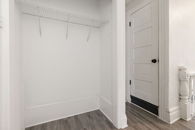 Building Photo - Unbeatable 4 Bedroom home in Greensburg available July 1!