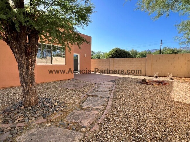 Building Photo - Great Property in Mesquite Creek II with M...