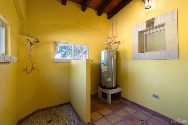 Building Photo - 41 N Ware Rd