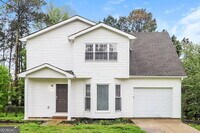 Building Photo - 1669 Underwood Dr SE