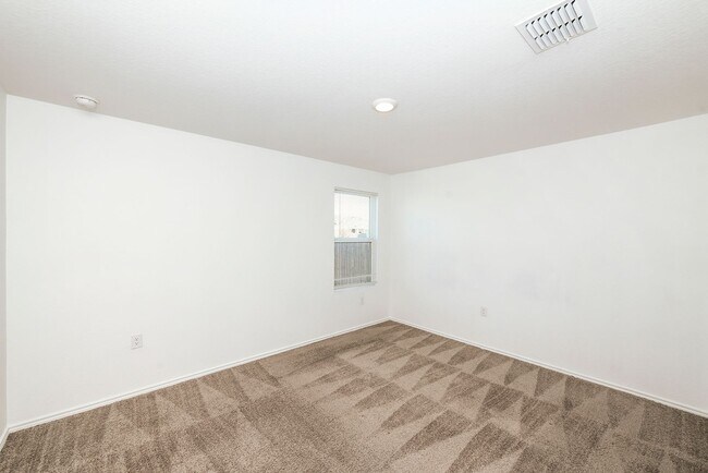 Building Photo - SA- Texas A&M Area / Vida Subdivision