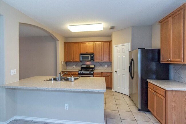 Building Photo - 9206 Birch Springs Dr