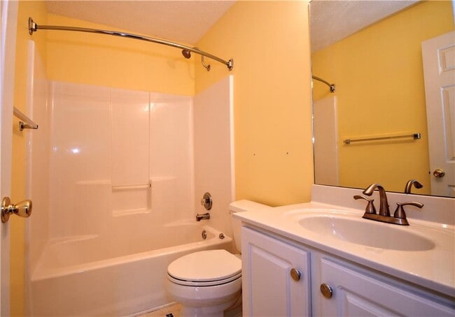 Building Photo - 273 Carrington Way