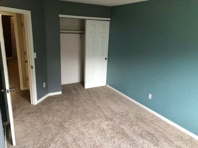 Building Photo - Immaculate Four bed three bath tri-level home in Brandywine with finished basement!