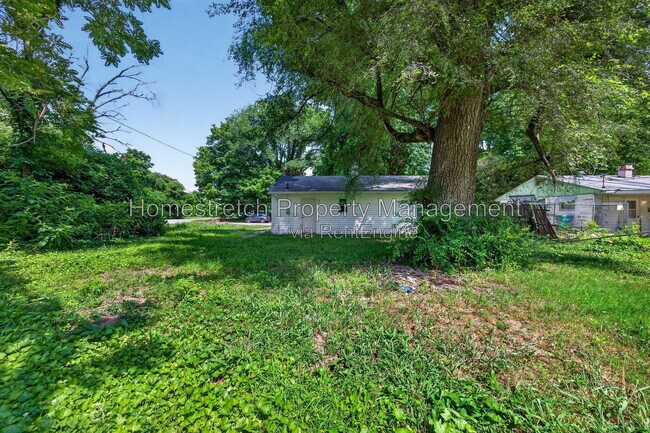 Building Photo - 6 Amelia Dr