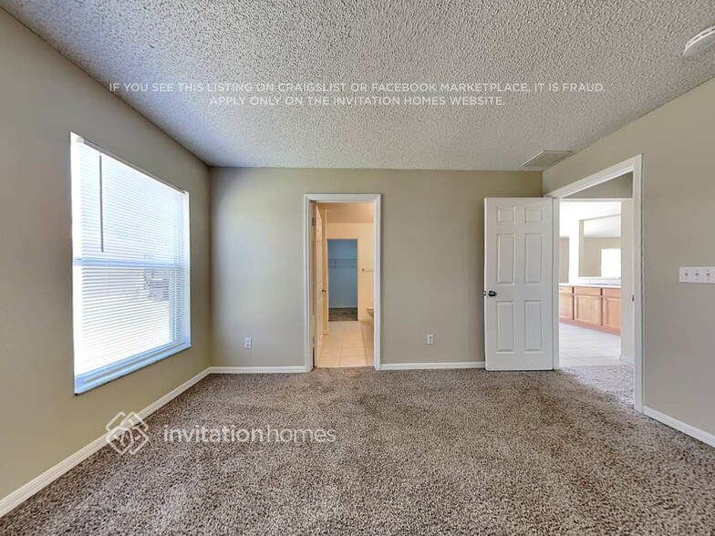 Building Photo - 14974 Waterford Chase Pkwy