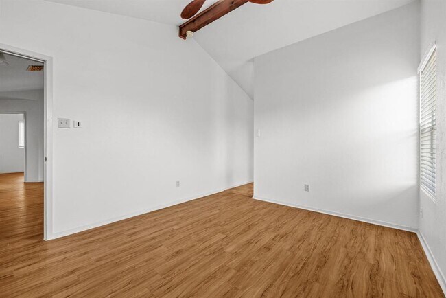 Building Photo - 3112 Freemont St