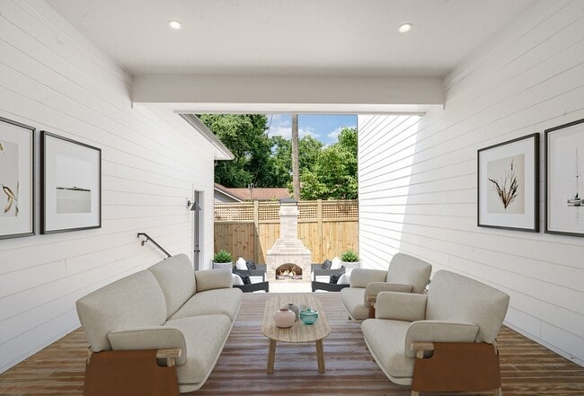 Building Photo - 909B Gale Ln