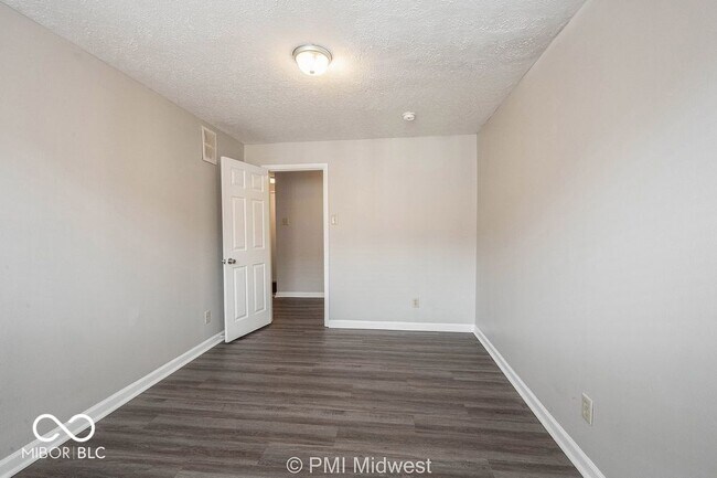 Building Photo - 3736 N Meridian St