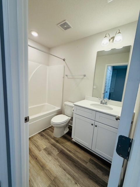 Building Photo - 5676 Sandy Walk St