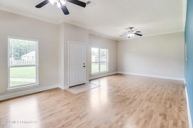 Building Photo - 410 Old Spanish Trail