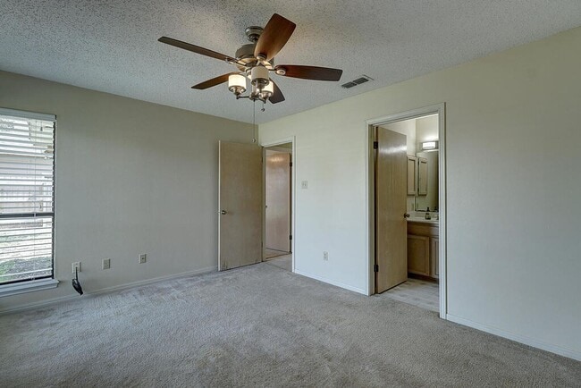 Building Photo - 7126 Windbrook Ln
