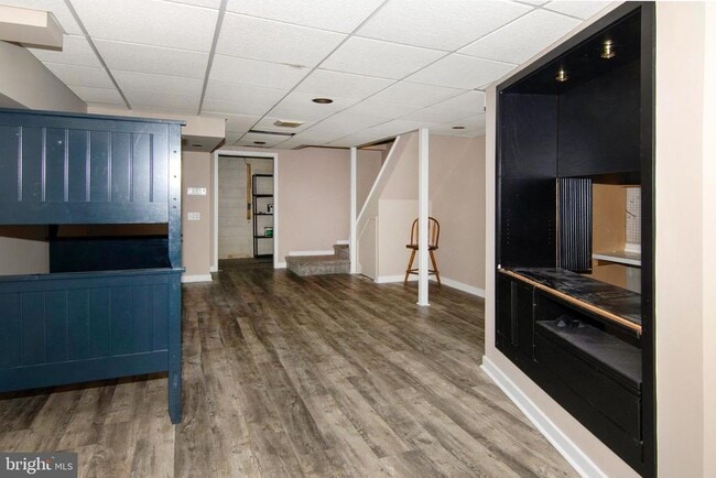 Building Photo - 1010 Hillsboro Ct