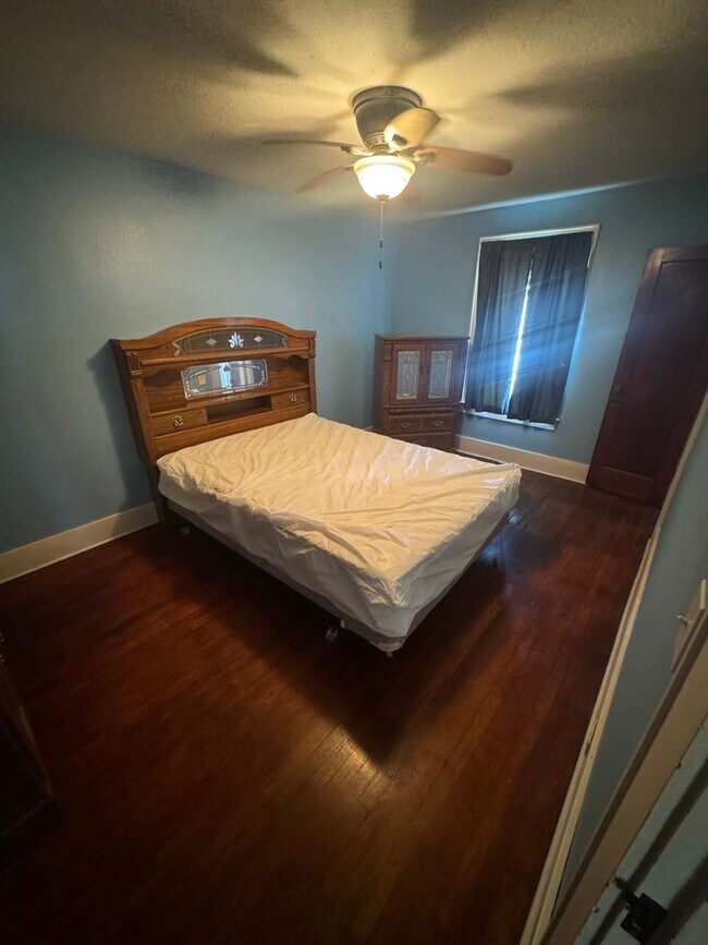 Building Photo - Furnished 3 Bedroom Home in Waynesville, MO! - Short Term Availability