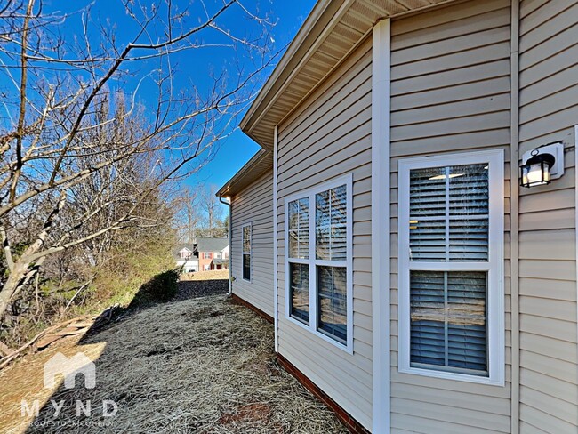 Building Photo - 9611 Worley Dr