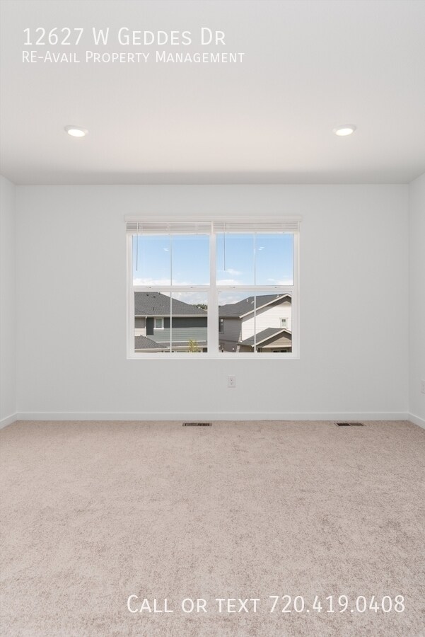 Building Photo - 12627 W Geddes Dr
