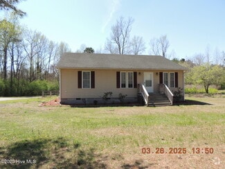 Building Photo - 897 Nine Mile Rd