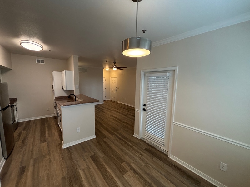 Building Photo - 250 S Stagecoach Trail