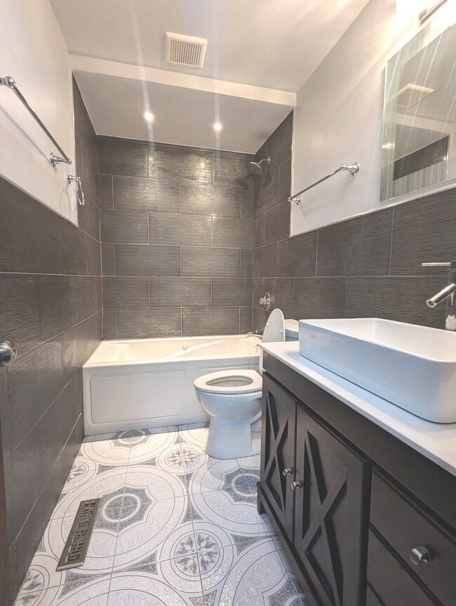 Building Photo - 1200 Jacqueline Dr