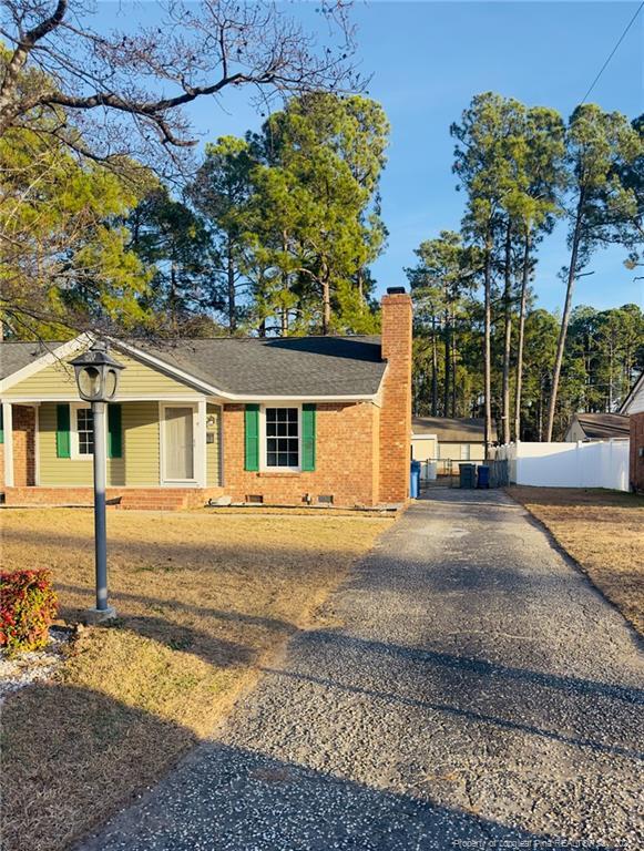 Building Photo - 551 Farmview Dr