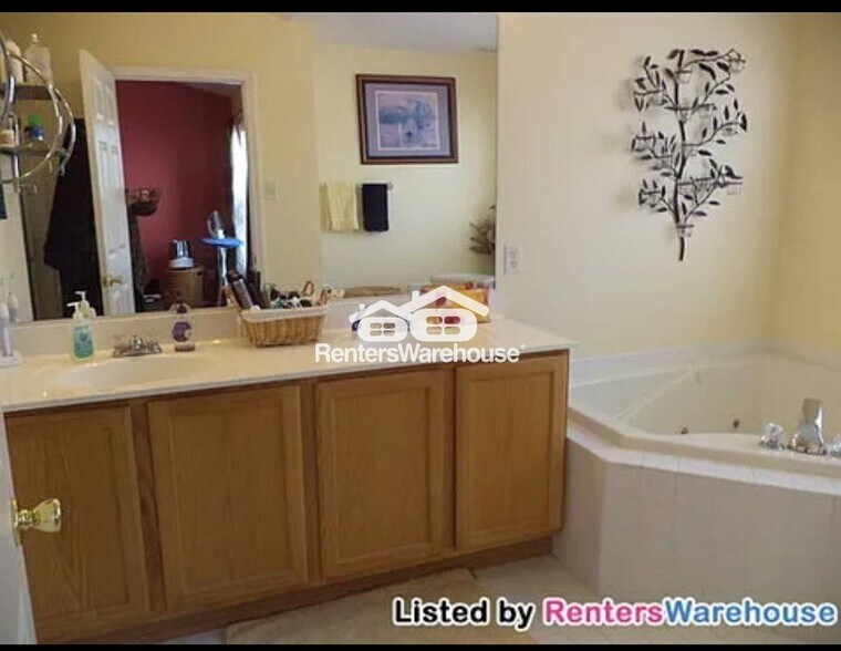 Building Photo - 2571 Vireo Ct