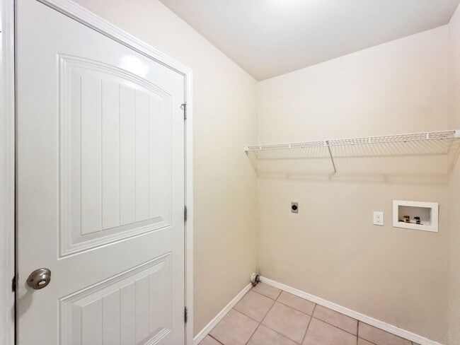 Building Photo - * Move-In Special * Beautiful Brick 3 Bed ...