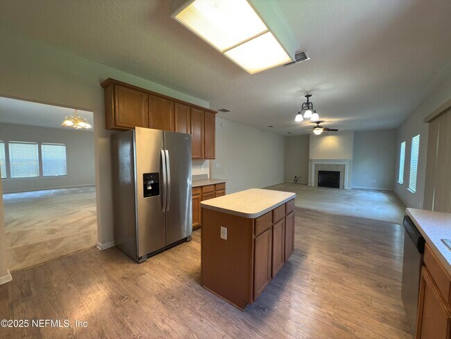 Building Photo - 1324 Wekiva Way
