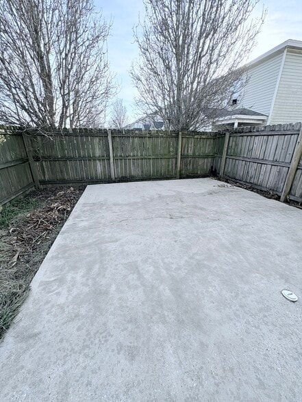 Building Photo - 1522 mclemore st