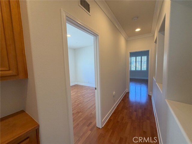 Building Photo - 82 Laurelhurst Dr