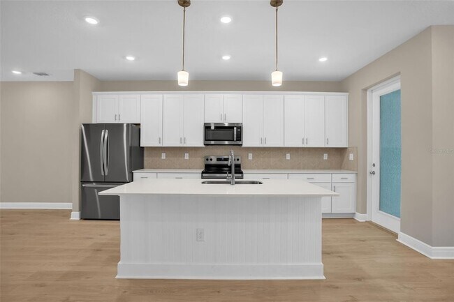 Building Photo - 17013 Haggerty Hollow Dr