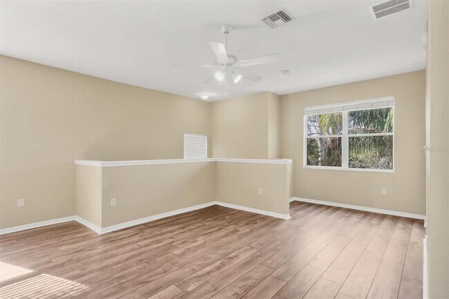 Building Photo - 3821 Parkridge Cir