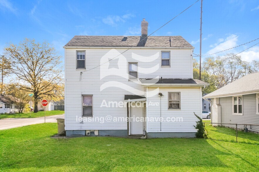 Building Photo - 1253 N Meade St
