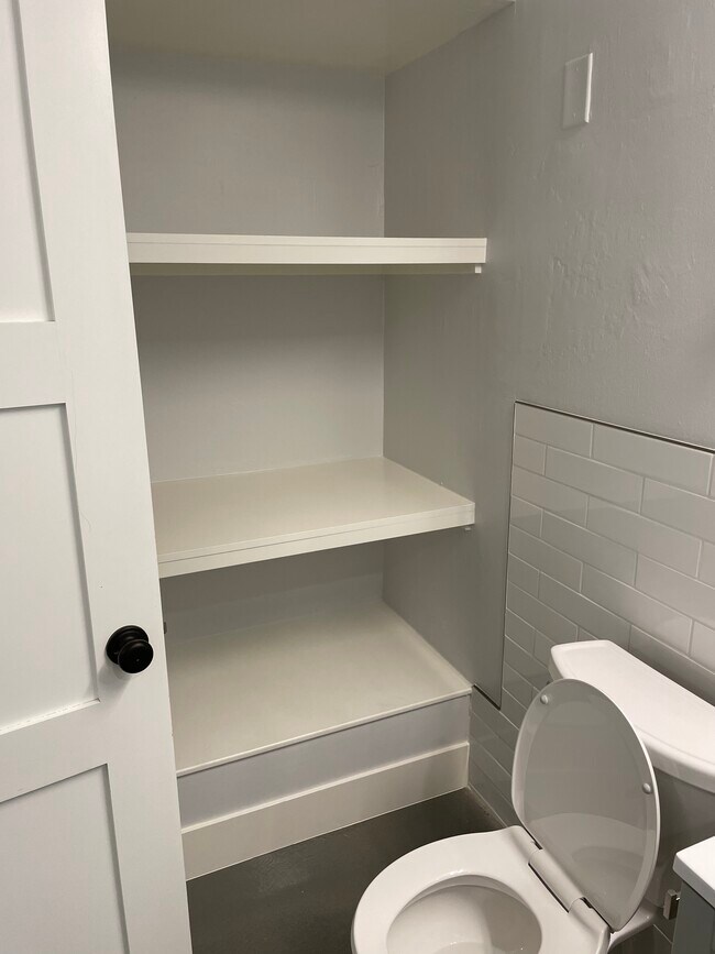 Building Photo - 1222 S Roosevelt St