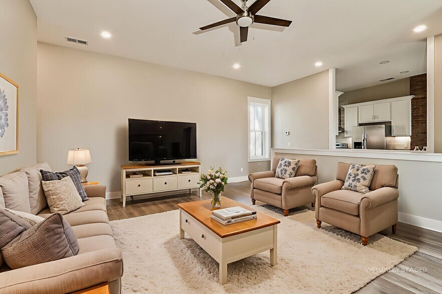 Building Photo - 1600 Bardstown Rd