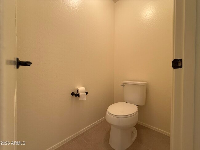 Building Photo - 12038 W Briles Rd