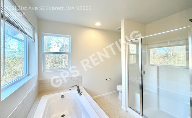 Building Photo - 4621 31st Ave SE