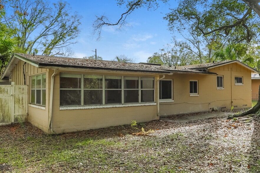 Building Photo - 6532 Albicore Rd