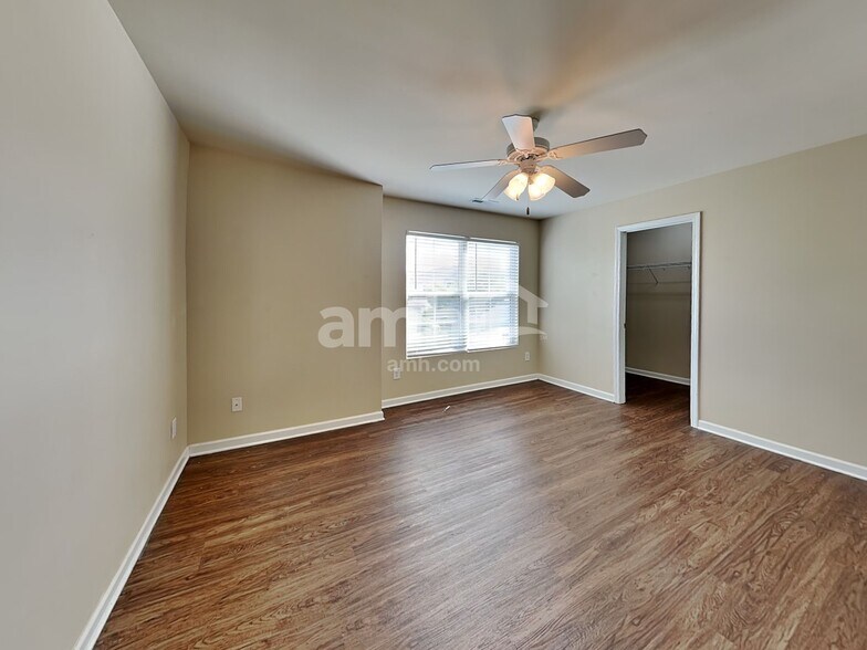 Building Photo - 8018 McKee Dr