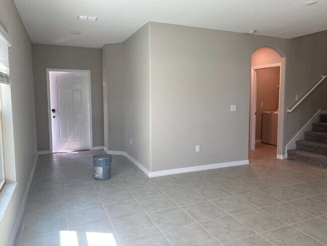Building Photo - 7031 Samuel Ivy Dr