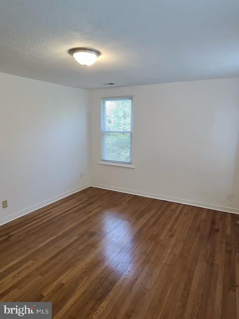 Building Photo - 407 Lebaum St SE