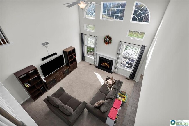 Building Photo - 4247 Beech Dr