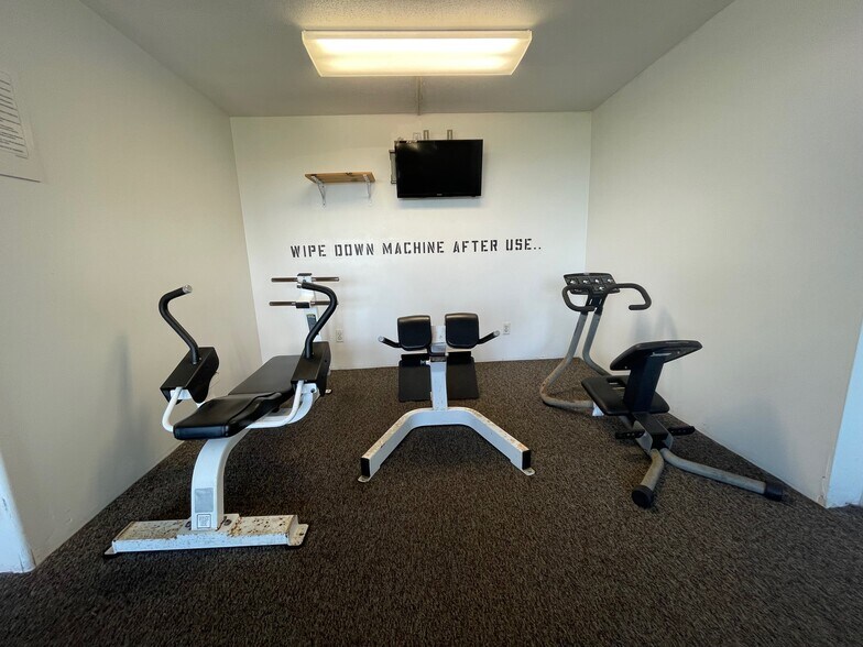 Building Photo - 46-283 Kahuhipa St