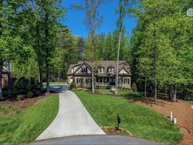 Building Photo - 8706 Invershield Ct