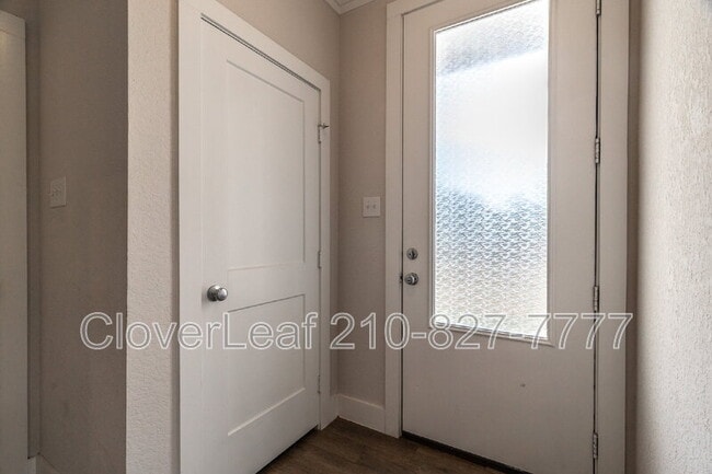 Building Photo - 272 Sapphire Dr