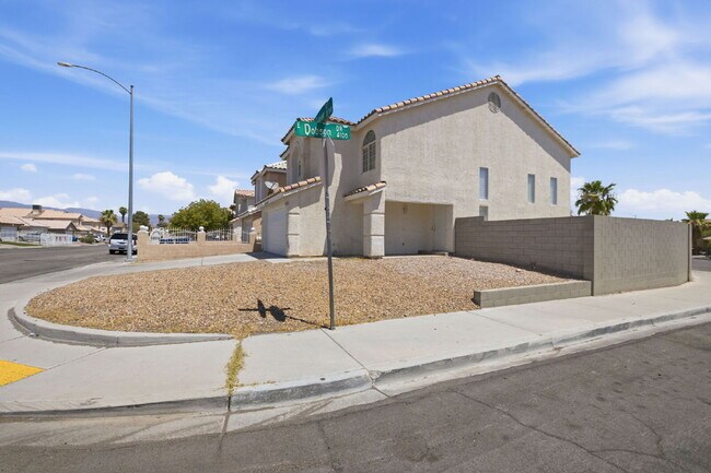 Building Photo - "Modern Comfort Close to Nellis Airforce Base: Spacious 3-Bed Home with 2.5 Baths in Vibrant Las ...