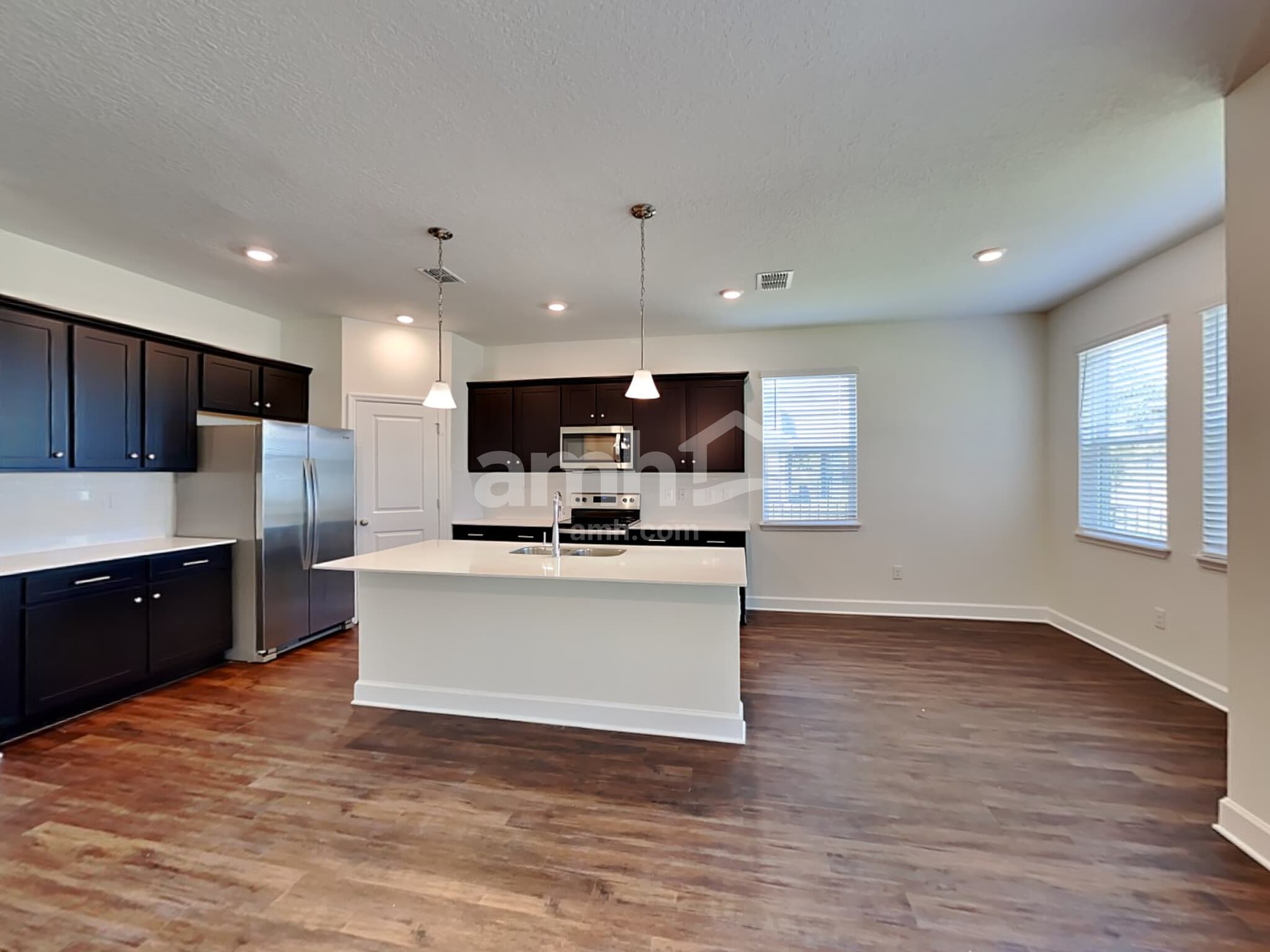 Building Photo - 1131 Walden Pond Dr