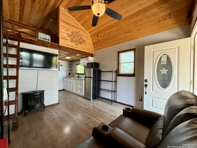 Building Photo - 1224 Campfire Dr