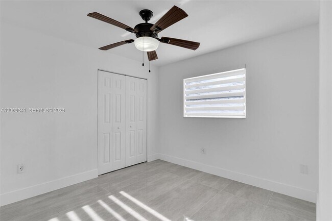 Building Photo - 9999 NW 25th Terrace